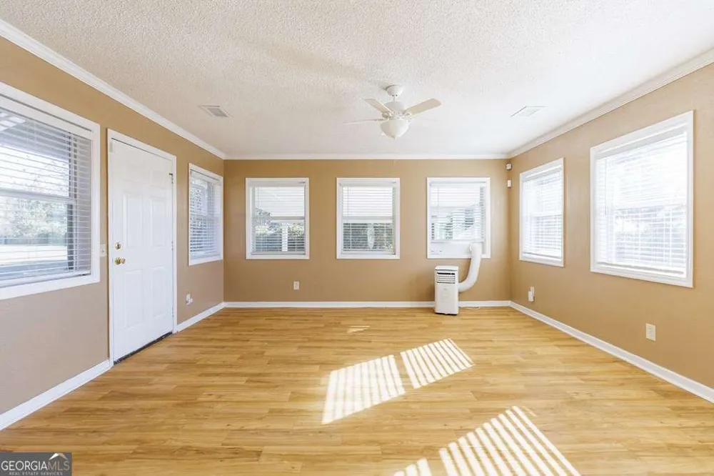 5318 Mimosa CIR Lake Park, GA 31636