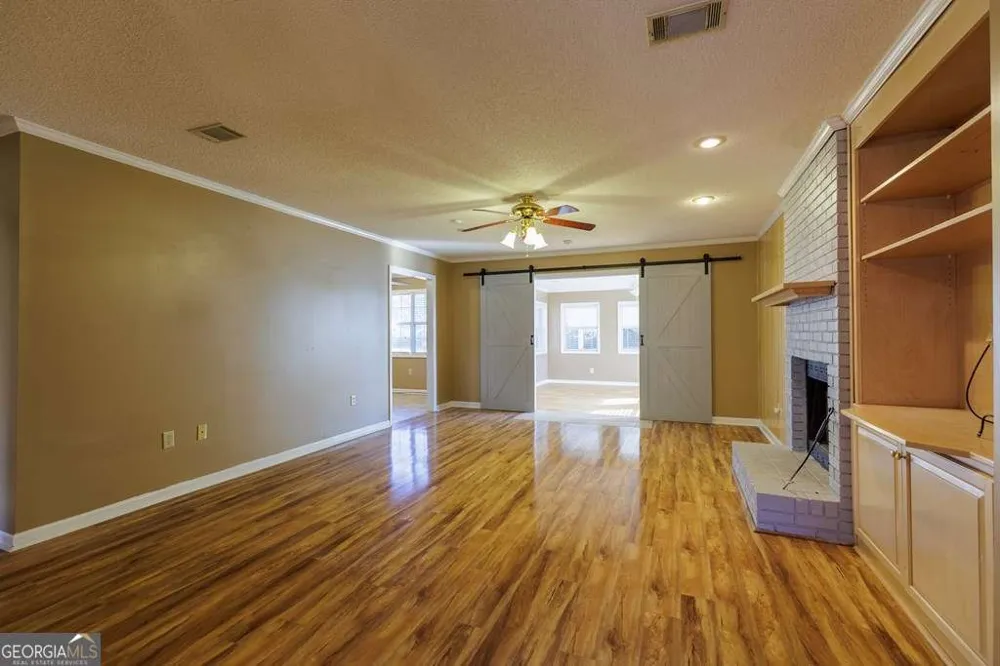 5318 Mimosa CIR Lake Park, GA 31636