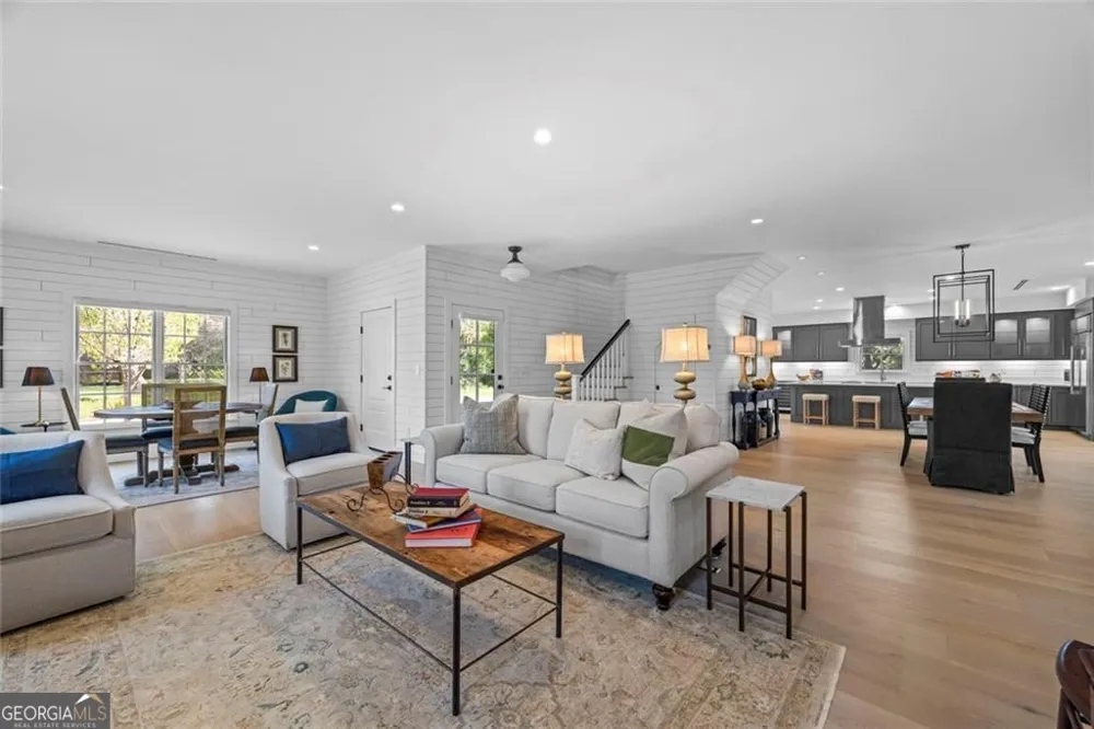 82 Childs ST Martin, GA 30557