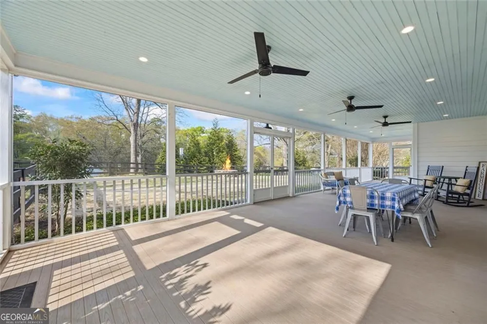 82 Childs ST Martin, GA 30557