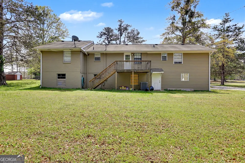 104 McIntosh TRL Sharpsburg, GA 30277