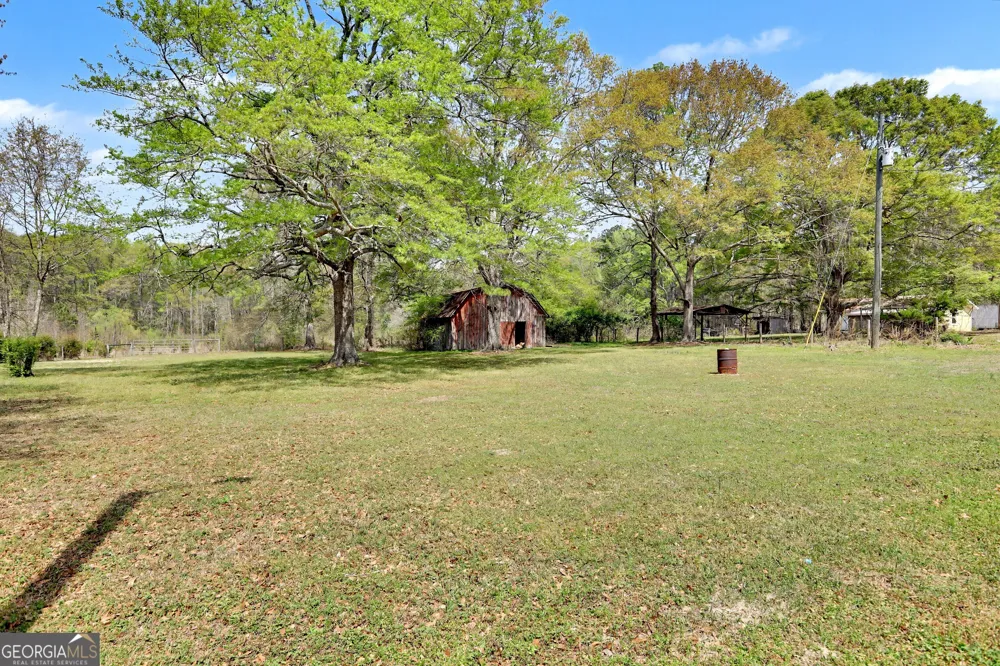 104 McIntosh TRL Sharpsburg, GA 30277
