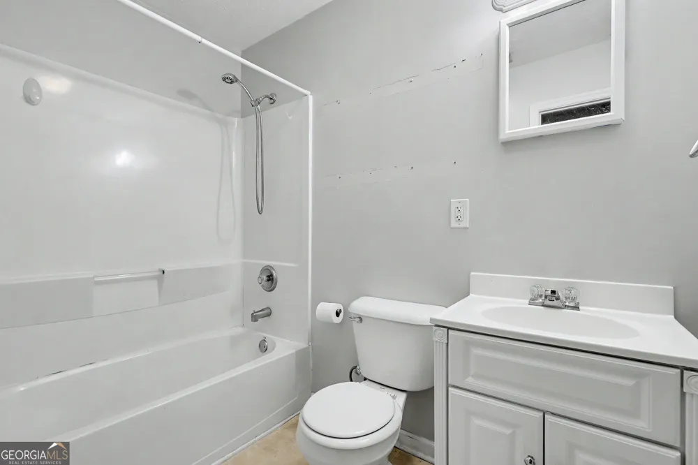 104 McIntosh TRL Sharpsburg, GA 30277