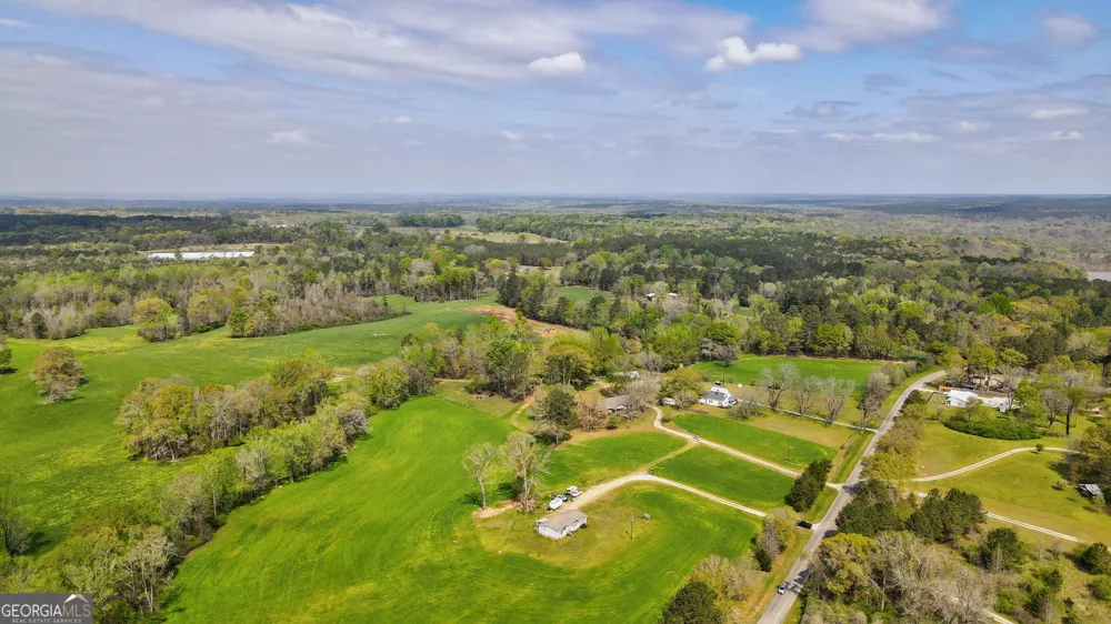 1291 Apalachee River RD Madison, GA 30650