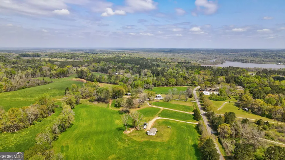 1291 Apalachee River RD Madison, GA 30650