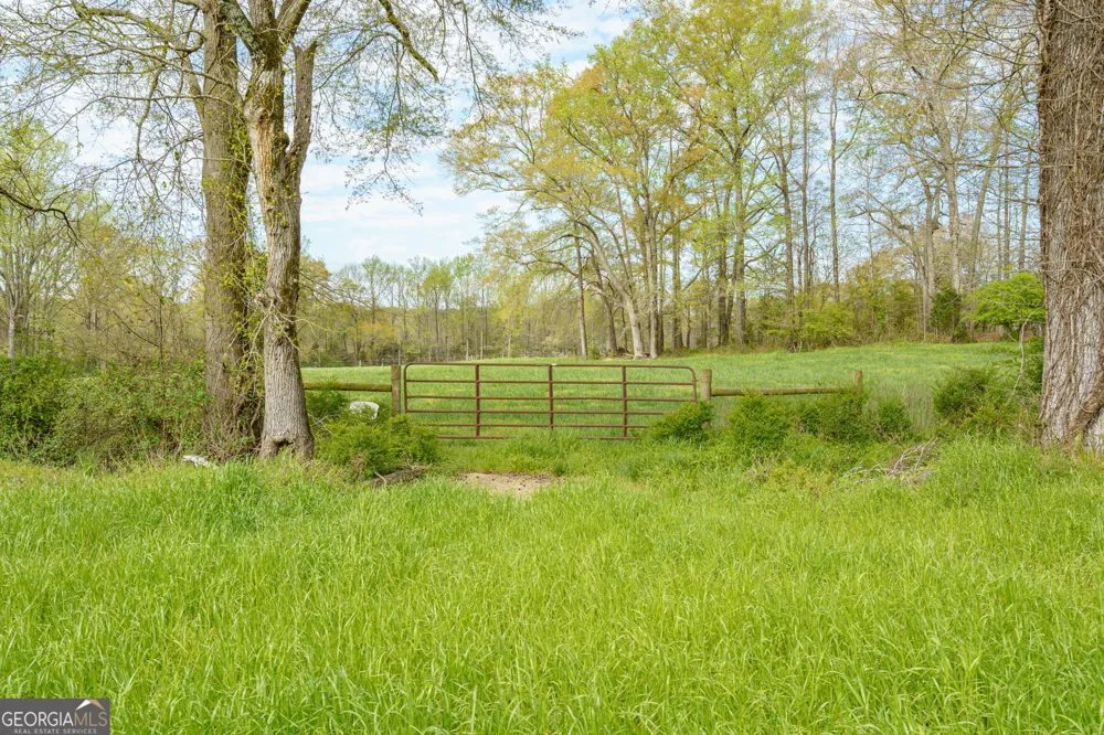 1291 Apalachee River RD Madison, GA 30650