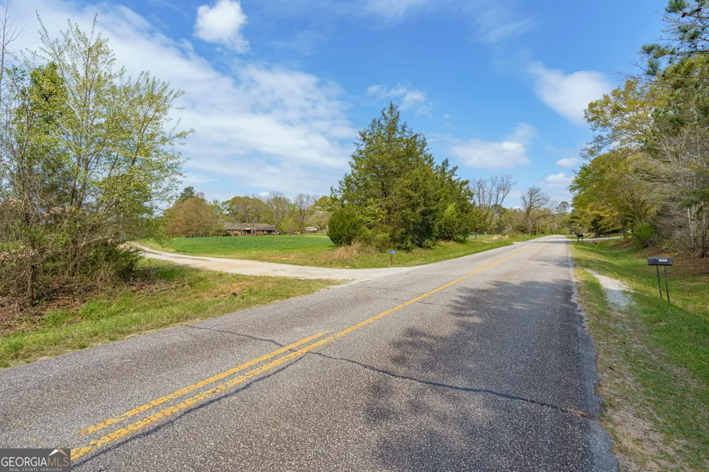 1291 Apalachee River RD Madison, GA 30650