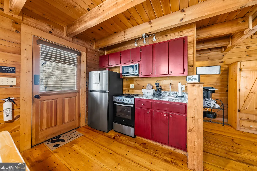 2136 Hines Gap RD Warm Springs, GA 31830