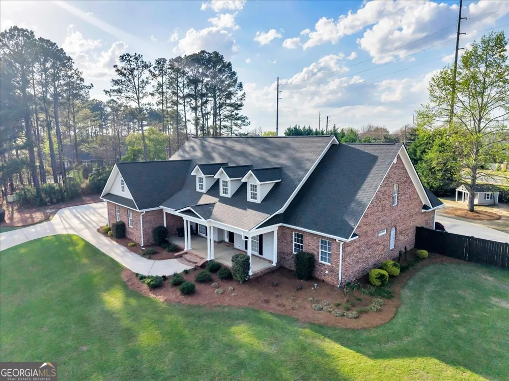 32 Willow Lake DR Warner Robins, GA 31093