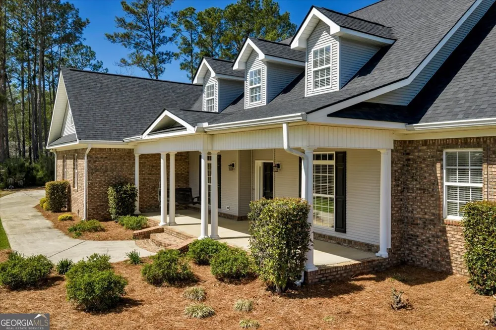 32 Willow Lake DR Warner Robins, GA 31093
