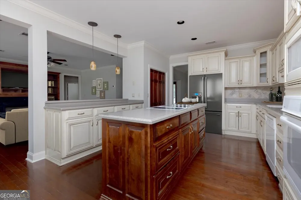 32 Willow Lake DR Warner Robins, GA 31093