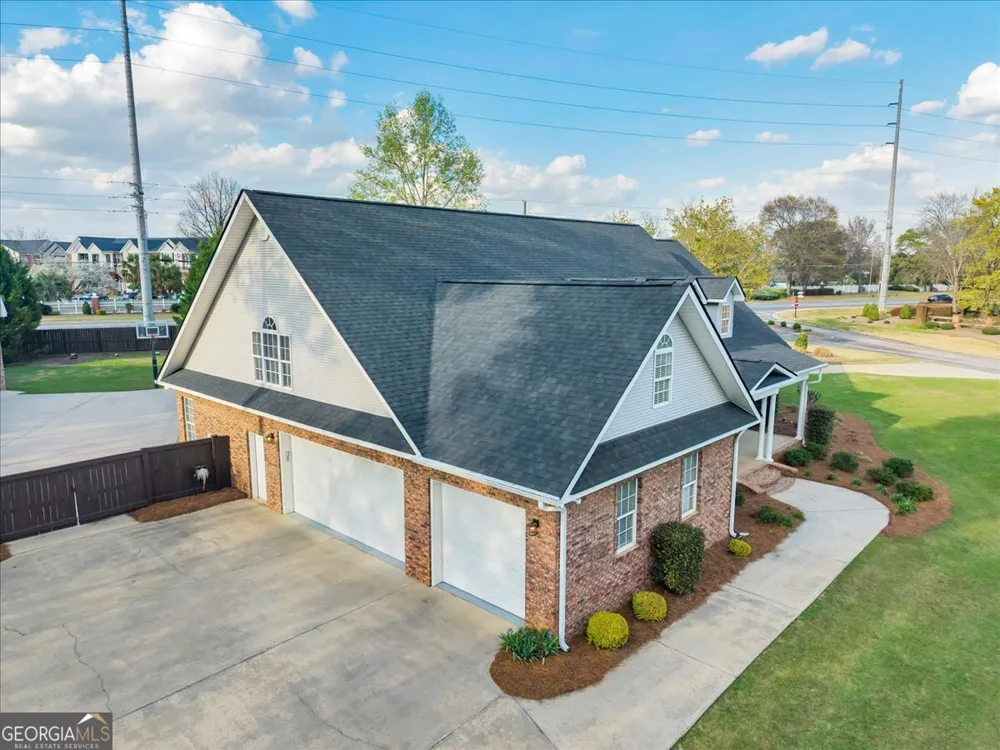32 Willow Lake DR Warner Robins, GA 31093