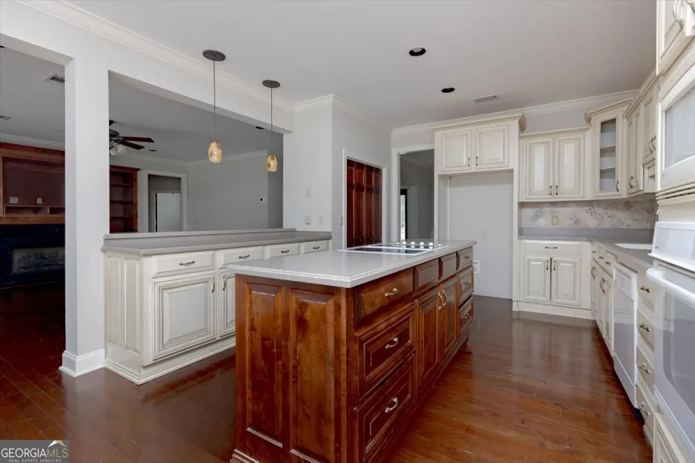 32 Willow Lake DR Warner Robins, GA 31093