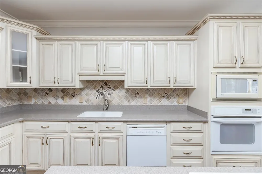 32 Willow Lake DR Warner Robins, GA 31093
