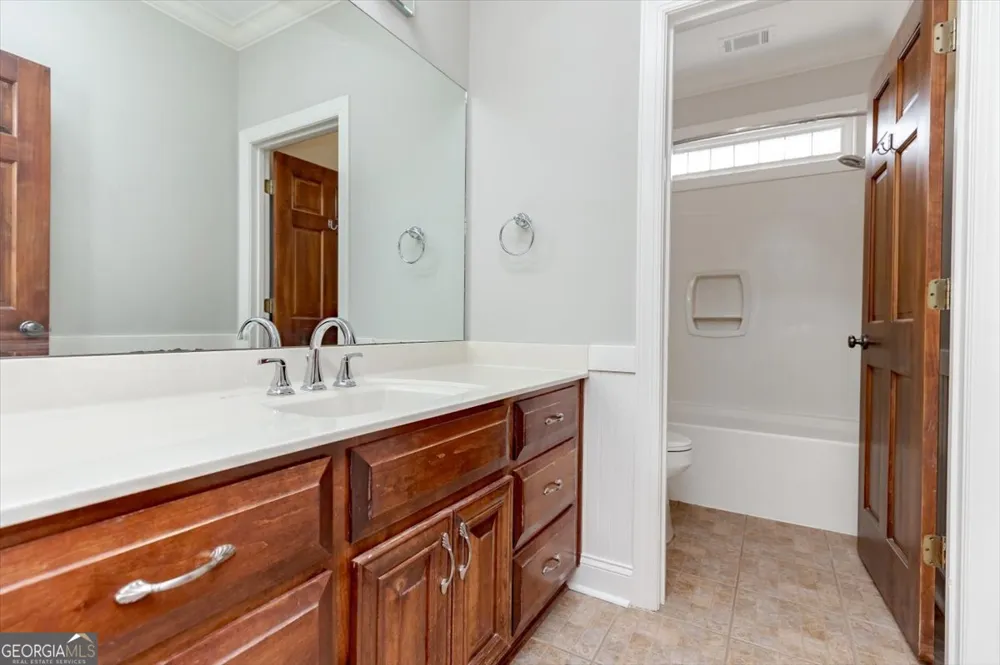 32 Willow Lake DR Warner Robins, GA 31093