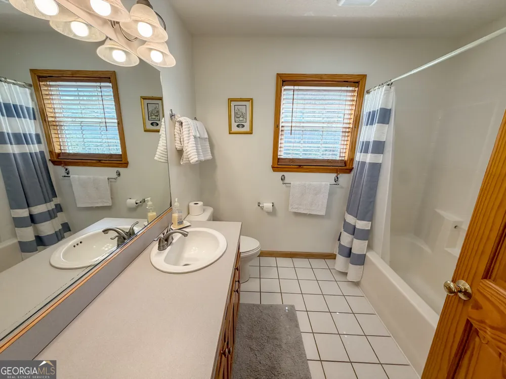 703 Zeppelin Strasse Helen, GA 30545