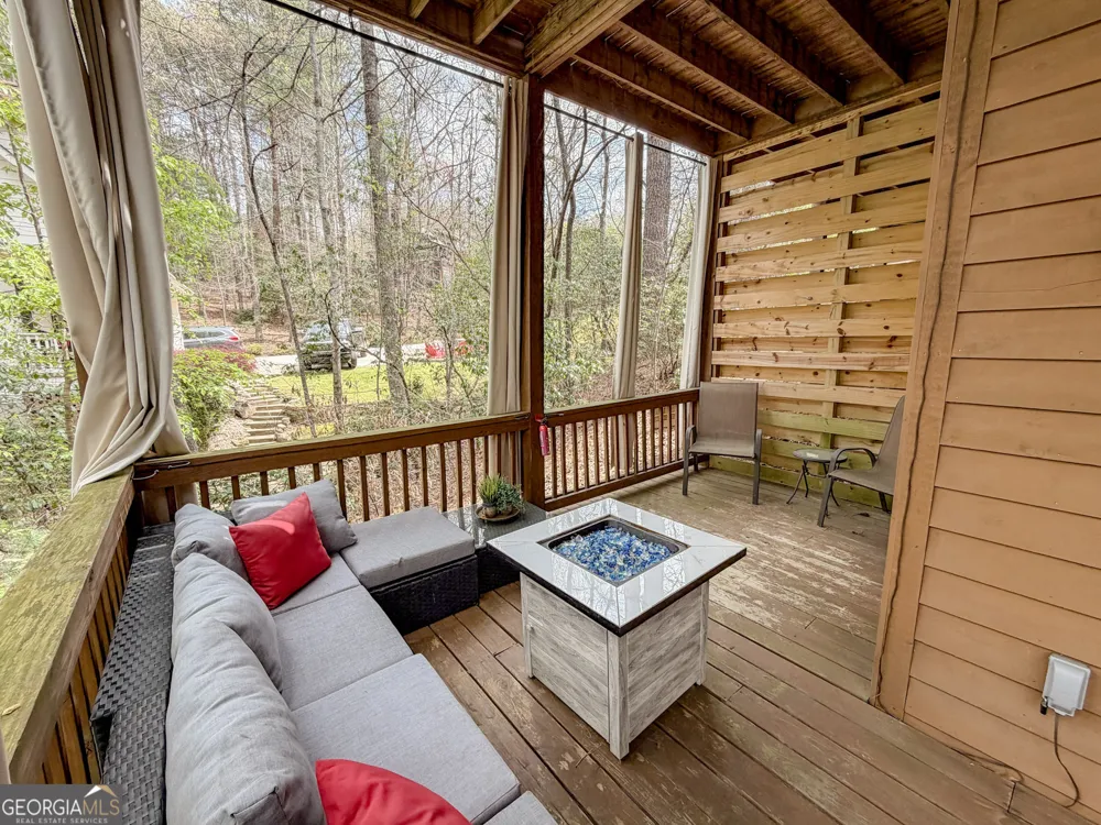 703 Zeppelin Strasse Helen, GA 30545