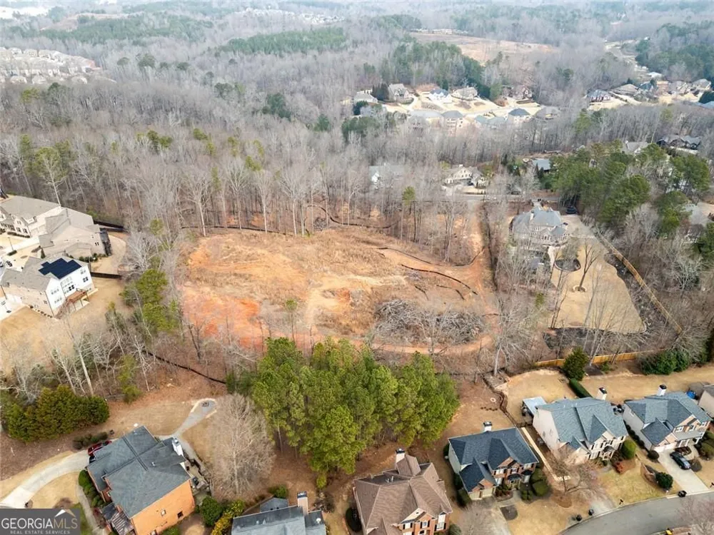 2030 Vicki LN Cumming, GA 30041