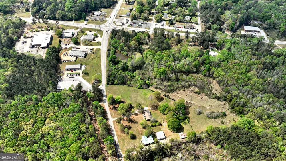 122 McIntosh TRL Sharpsburg, GA 30277