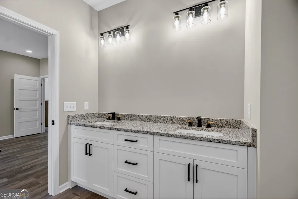 3070 15th SW Lanett, AL 36863