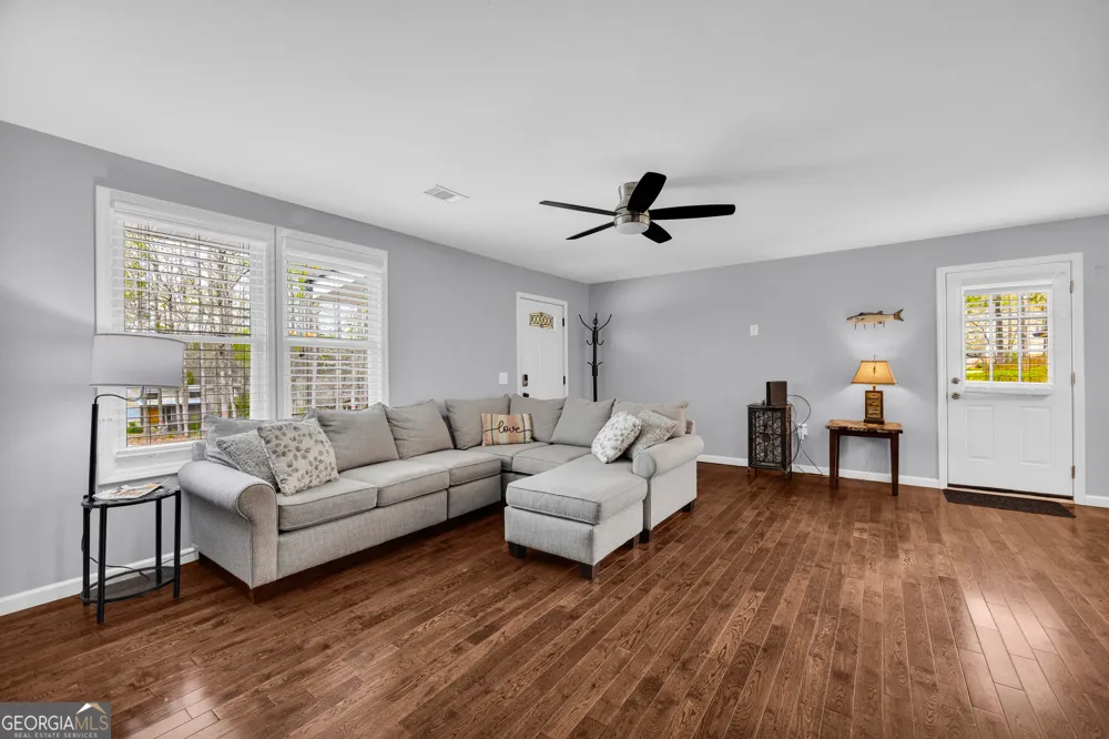 455 Lake View DR Lavonia, GA 30553