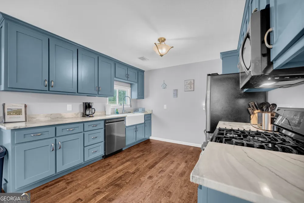 455 Lake View DR Lavonia, GA 30553