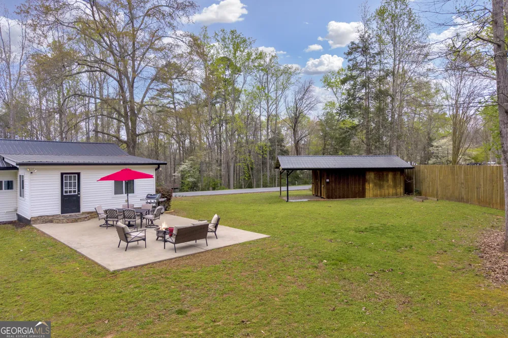 455 Lake View DR Lavonia, GA 30553