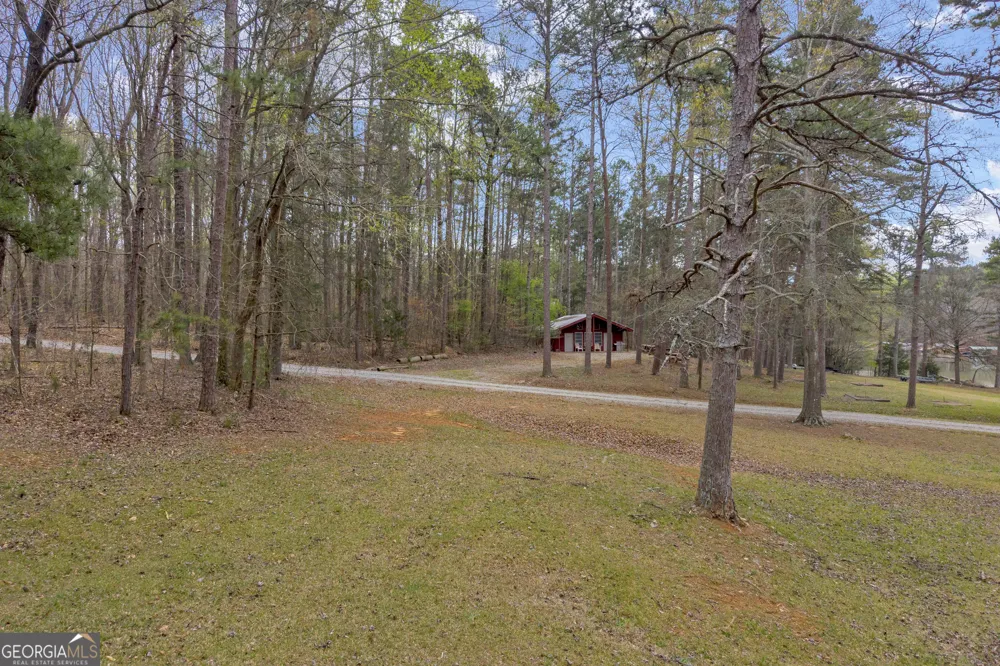 455 Lake View DR Lavonia, GA 30553