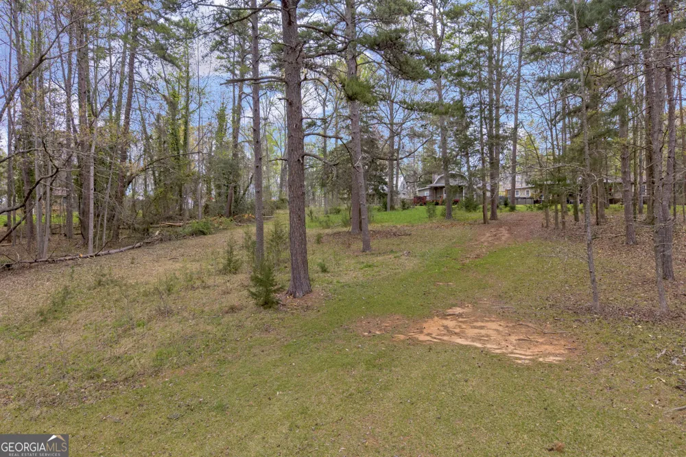 455 Lake View DR Lavonia, GA 30553