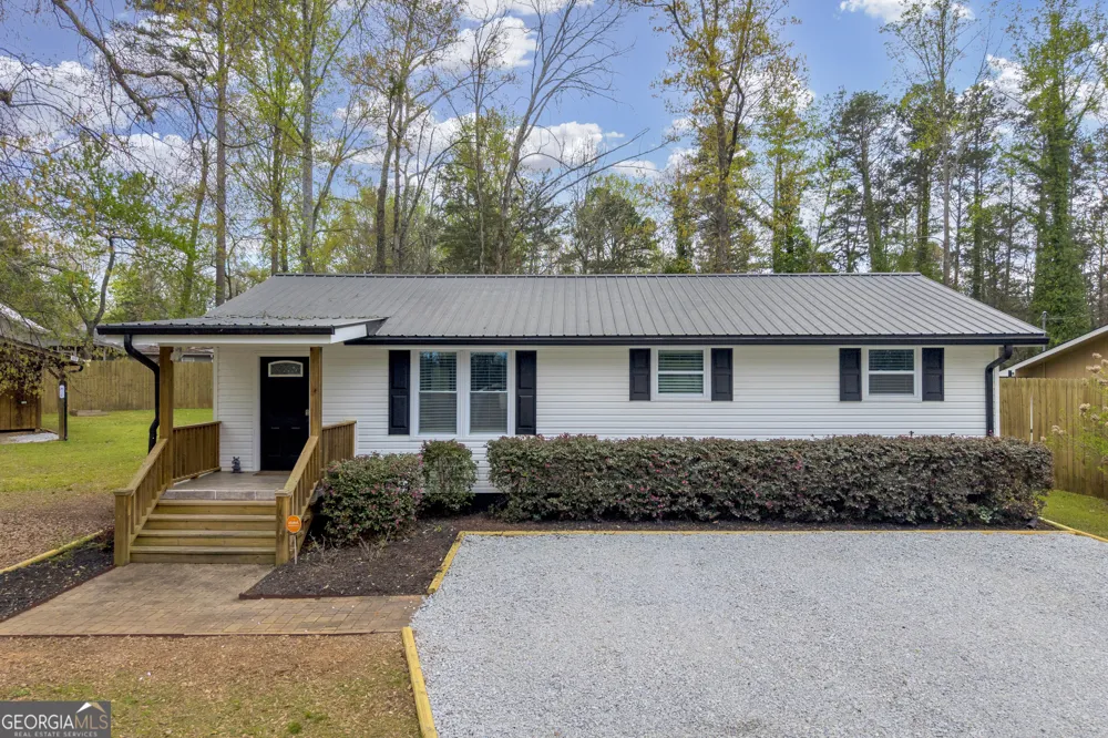 455 Lake View DR Lavonia, GA 30553