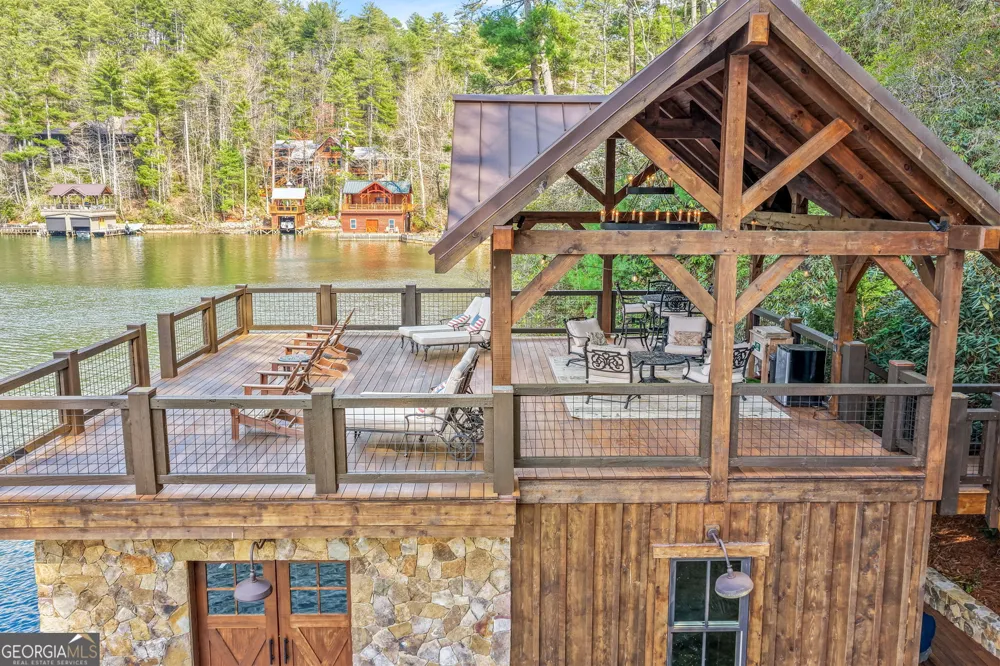 3914 Brandon Mill RD Lakemont, GA 30552