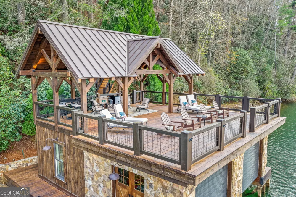 3914 Brandon Mill RD Lakemont, GA 30552