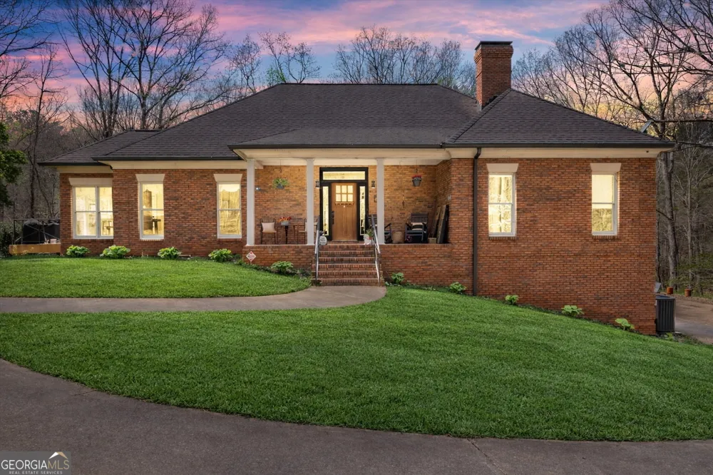 3880 Fern Springs LN Douglasville, GA 30135