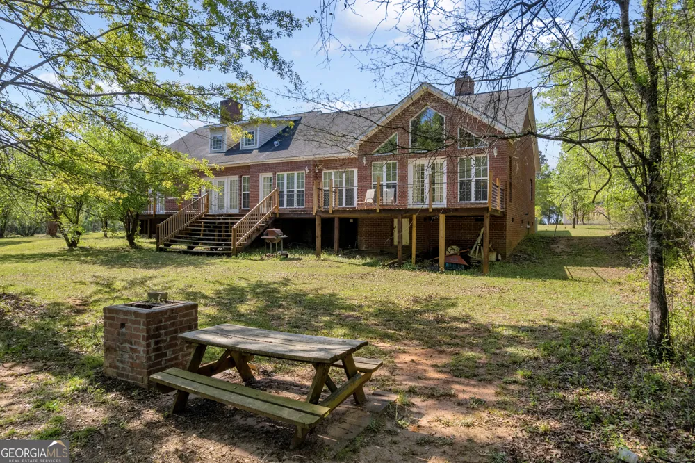 1197 Jefferson BLVD Louisville, GA 30434