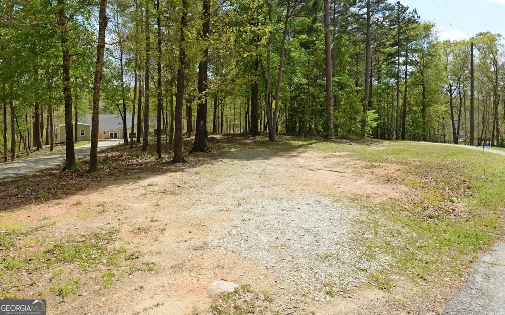 913 Paynes Creek RD Hartwell, GA 30643