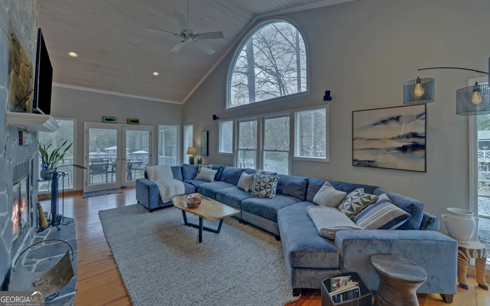 1431 Tame Turkey RD Lakemont, GA 30552