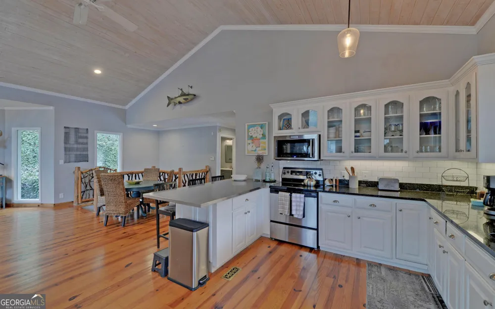 1431 Tame Turkey RD Lakemont, GA 30552
