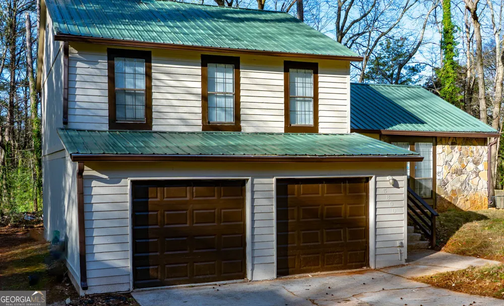 3800 W Wood PATH Stone Mountain, GA 30083