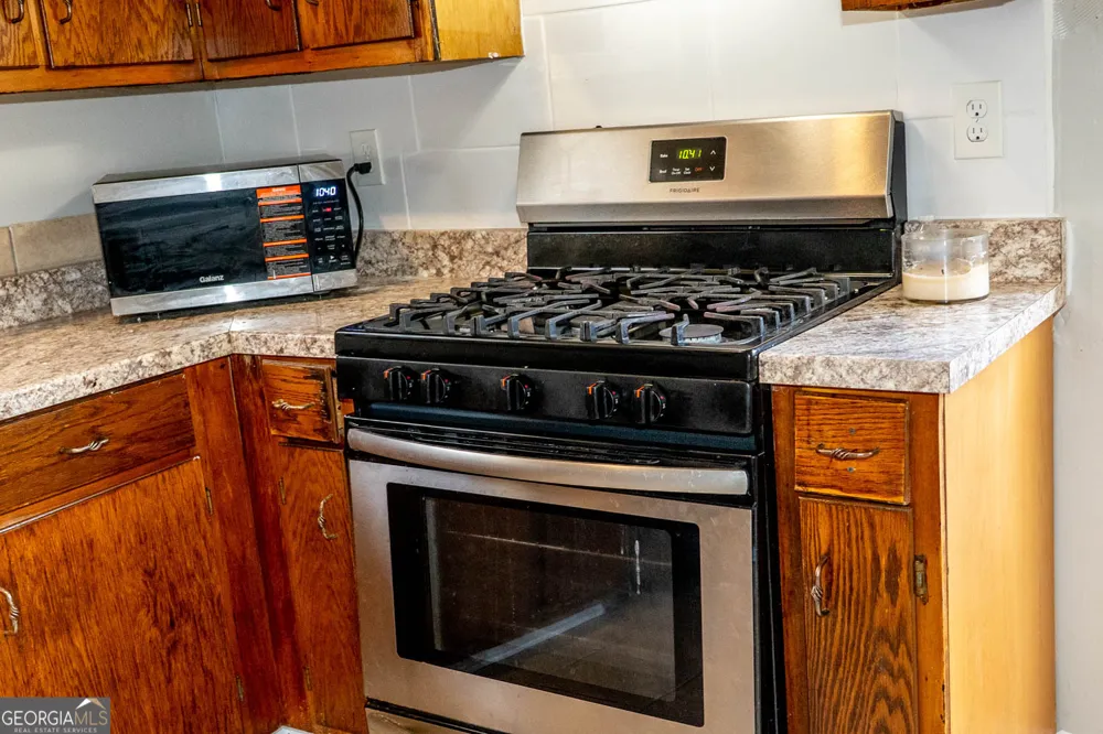 3800 W Wood PATH Stone Mountain, GA 30083