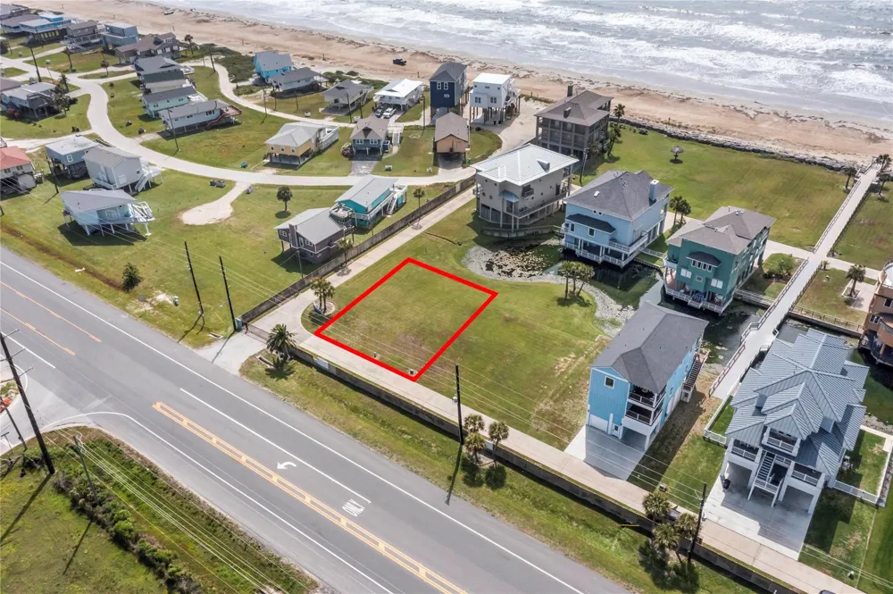 14 Blue Heron Circle Jamaica Beach, TX 77554