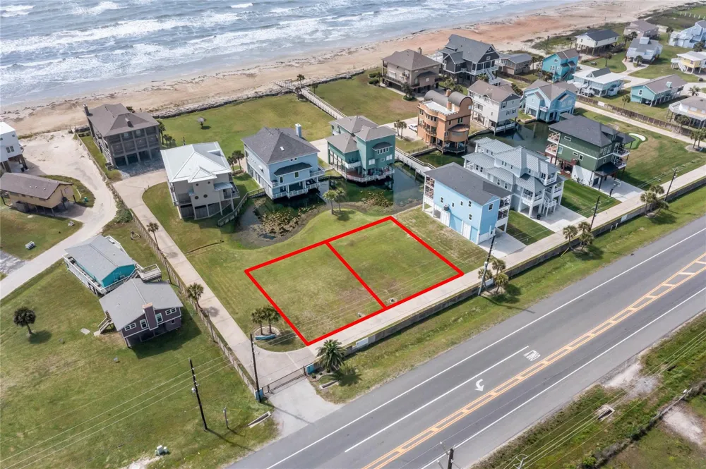 14 Blue Heron Circle Jamaica Beach, TX 77554