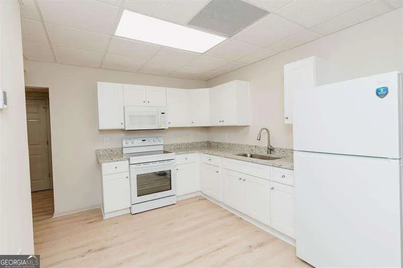 341 TEEPEE TRL Whitesburg, GA 30185