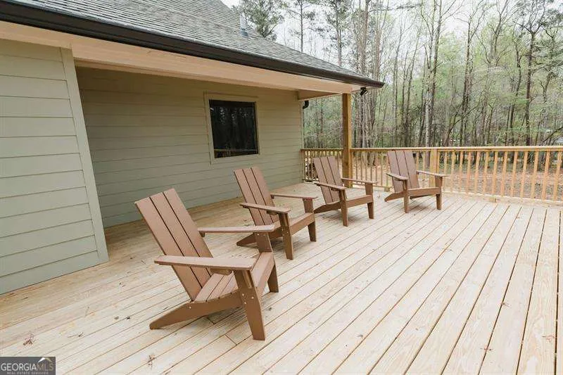 341 TEEPEE TRL Whitesburg, GA 30185
