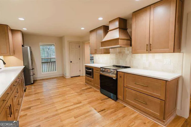 341 TEEPEE TRL Whitesburg, GA 30185