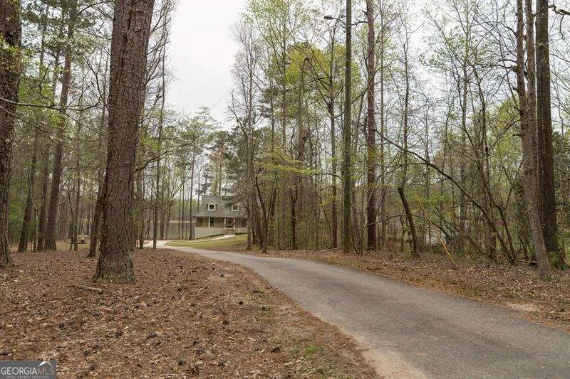 341 TEEPEE TRL Whitesburg, GA 30185