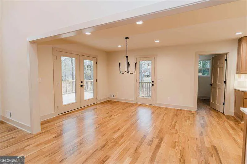 341 TEEPEE TRL Whitesburg, GA 30185