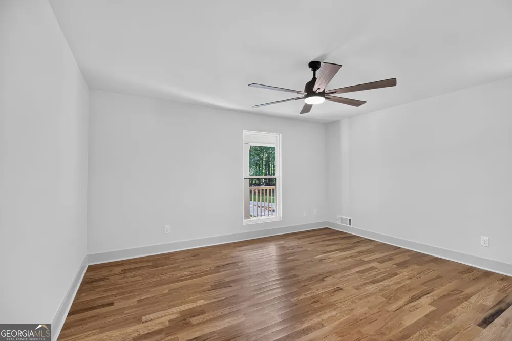 341 TEEPEE TRL Whitesburg, GA 30185