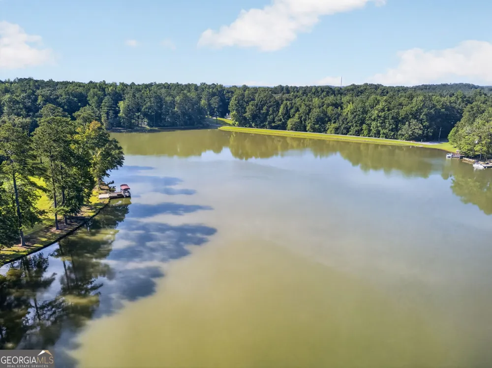 341 TEEPEE TRL Whitesburg, GA 30185