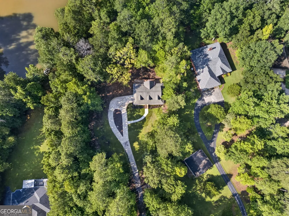 341 TEEPEE TRL Whitesburg, GA 30185