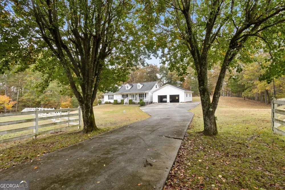 871 Robinson RD Chatsworth, GA 30705